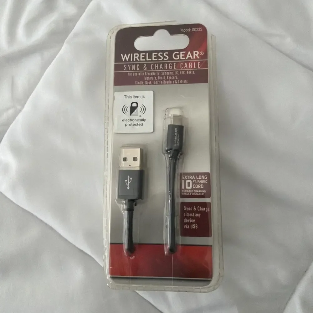 Wireless Gear 10 ft sync and charge cable for Almost Any Device Via USB G0232